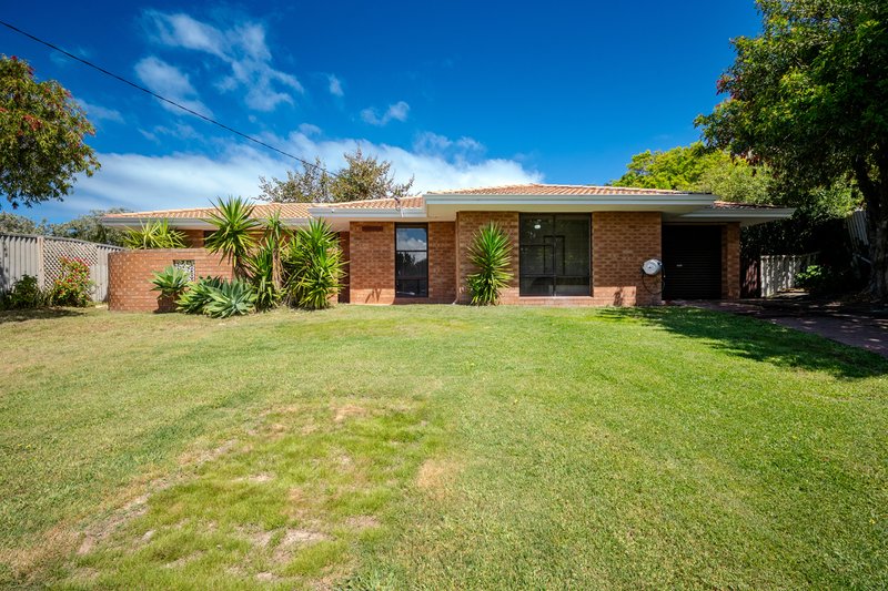 Photo - 8 Cox Crescent, Quinns Rocks WA 6030 - Image 1