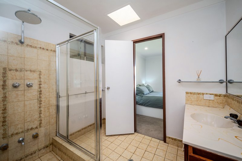 Photo - 8 Cox Crescent, Quinns Rocks WA 6030 - Image 18