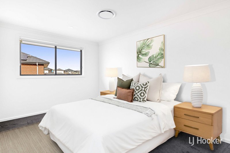 Photo - 8 Crabapple Street, Marsden Park NSW 2765 - Image 6