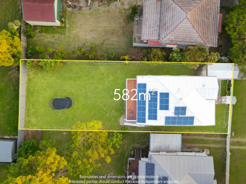 Photo - 8 Cramb Street, Eastern Heights QLD 4305 - Image 17