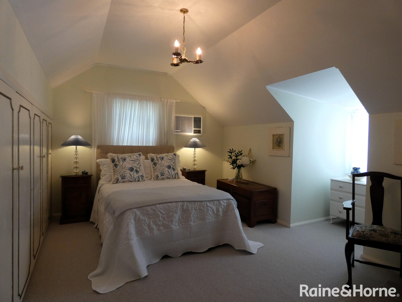 5-bedroom house at 8 Crane Place, Moree, NSW 2400, Moree Plains, New South Wales