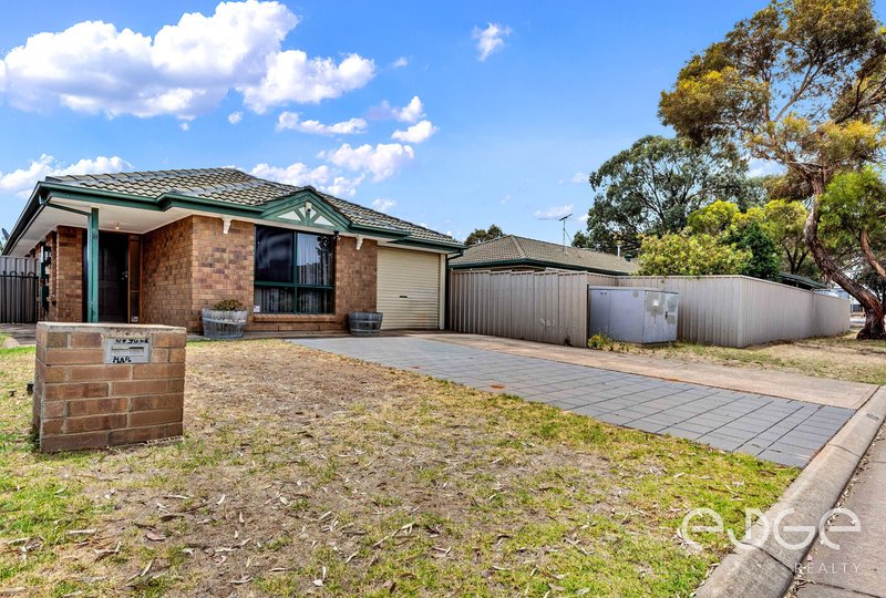 Photo - 8 Crown Crescent, Paralowie SA 5108 - Image 17