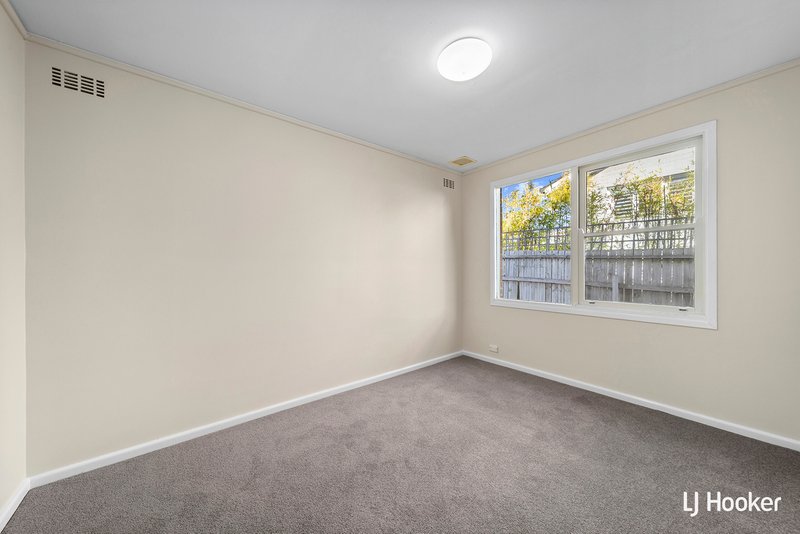 Photo - 8 Crowther Place, Curtin ACT 2605 - Image 8