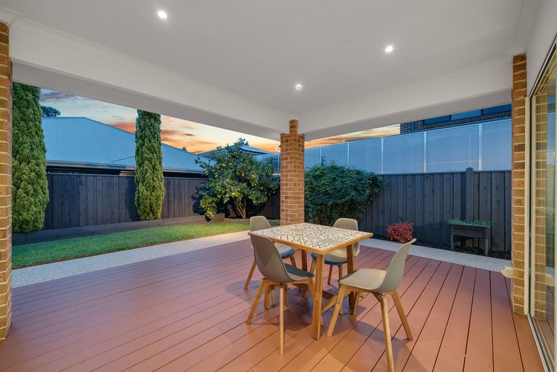 Photo - 8 Cruise Street, Point Cook VIC 3030 - Image 18