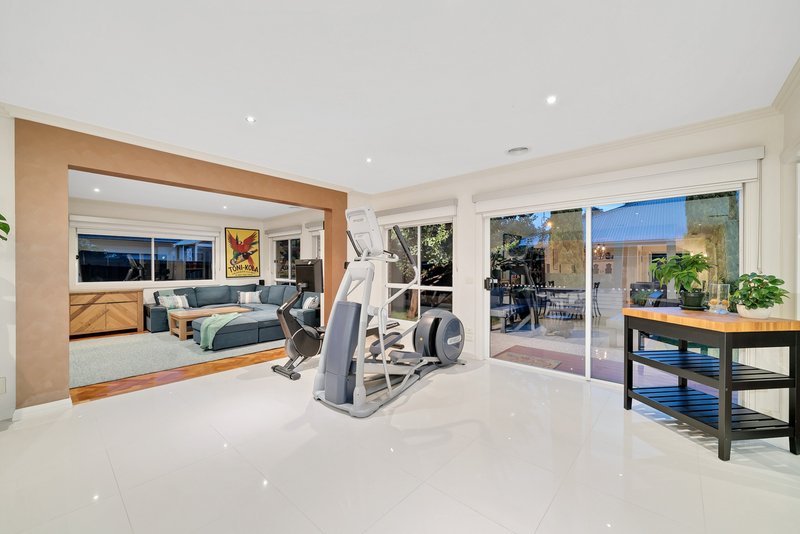 Photo - 8 Cruise Street, Point Cook VIC 3030 - Image 24