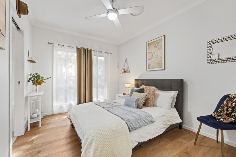 Photo - 8 Cypress Street, Redland Bay QLD 4165 - Image 19
