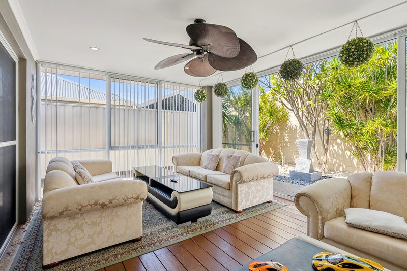 Photo - 8 Daffodil Road, Canning Vale WA 6155 - Image 9