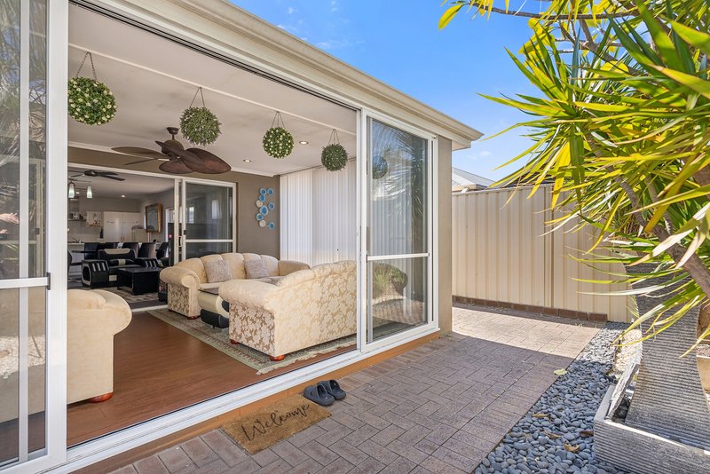 Photo - 8 Daffodil Road, Canning Vale WA 6155 - Image 10