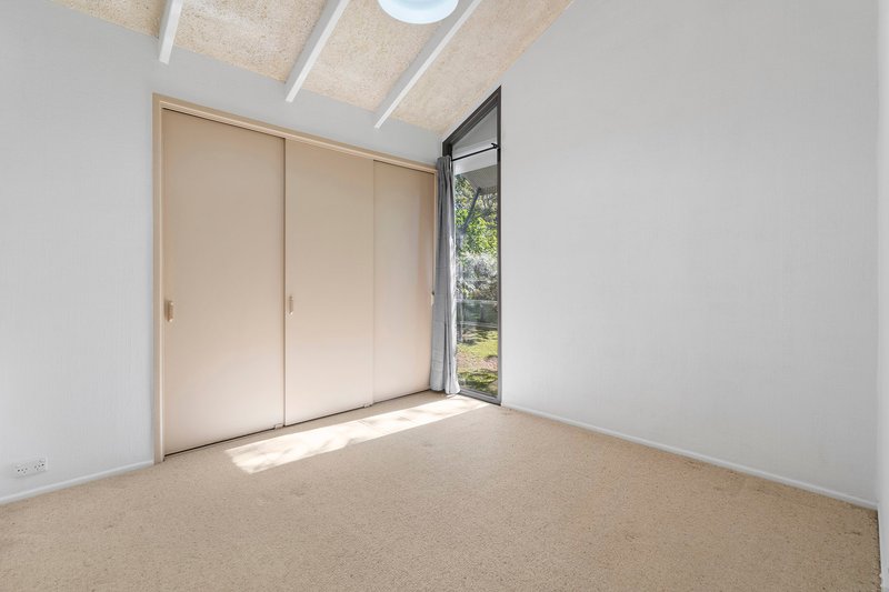 Photo - 8 Daisy Hill Road, Daisy Hill QLD 4127 - Image 5