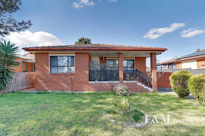 8 Dakara Close, Meadow Heights VIC 3048