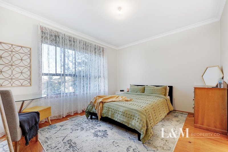 Photo - 8 Dakara Close, Meadow Heights VIC 3048 - Image 10