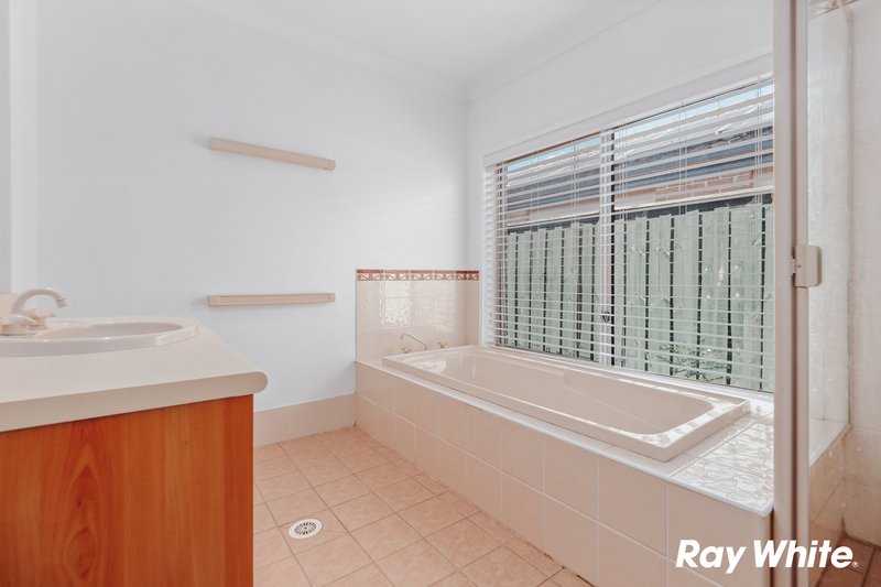 Photo - 8 Dakota Court, Stanhope Gardens NSW 2768 - Image 6