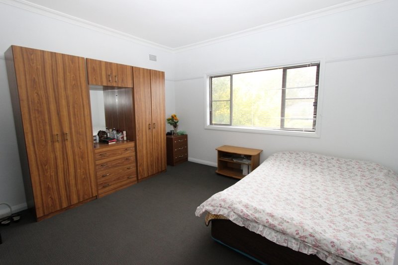 Photo - 8 Daly Street, West Bathurst NSW 2795 - Image 12