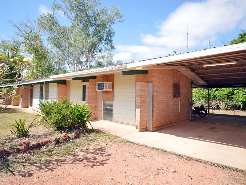 Photo - 8 Damson Court, Weipa QLD 4874 - Image 3