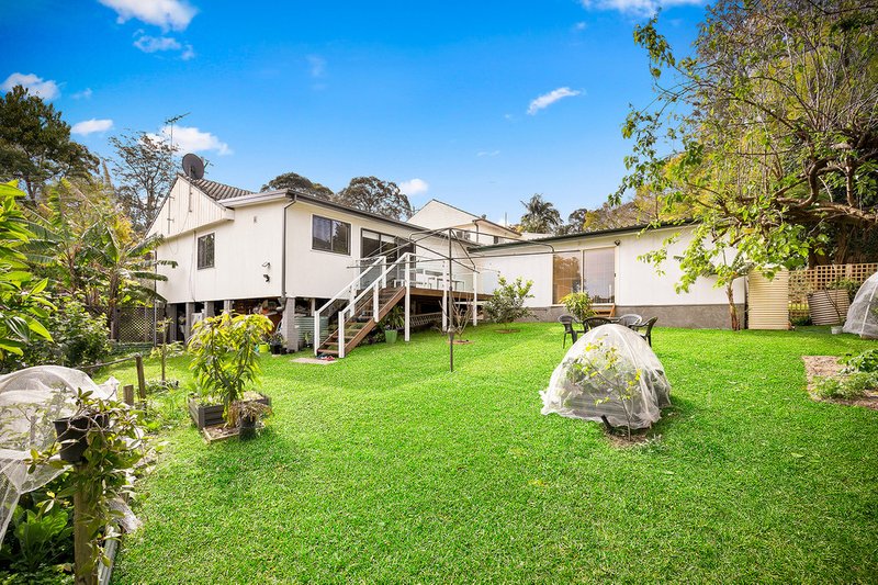 Photo - 8 Dan Crescent, Castle Hill NSW 2154 - Image 2