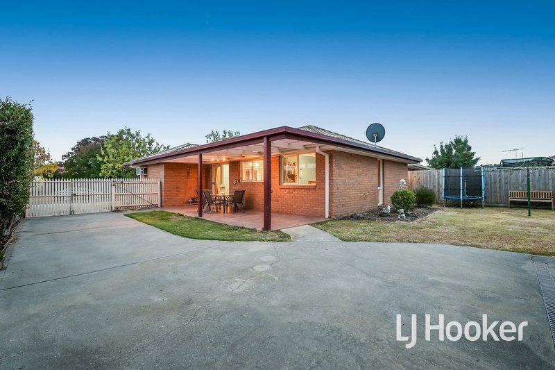 Photo - 8 Daniel Court, Pakenham VIC 3810 - Image 16