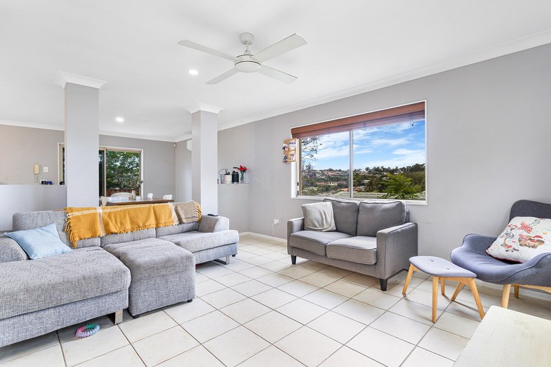 Photo - 8 Dapples Court, Burleigh Heads QLD 4220 - Image 4