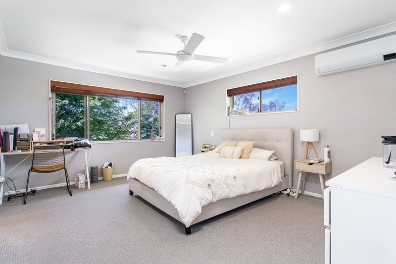 Photo - 8 Dapples Court, Burleigh Heads QLD 4220 - Image 9