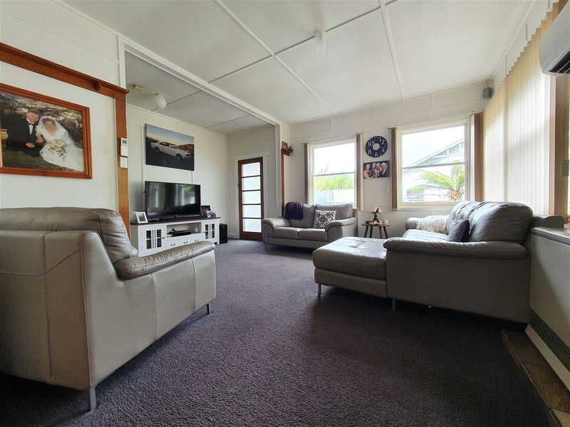 Photo - 8 Darling Street, Queenstown TAS 7467 - Image 2