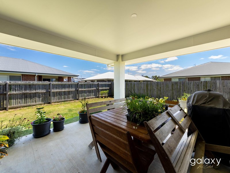 Photo - 8 Dawson Avenue, Thabeban QLD 4670 - Image 14