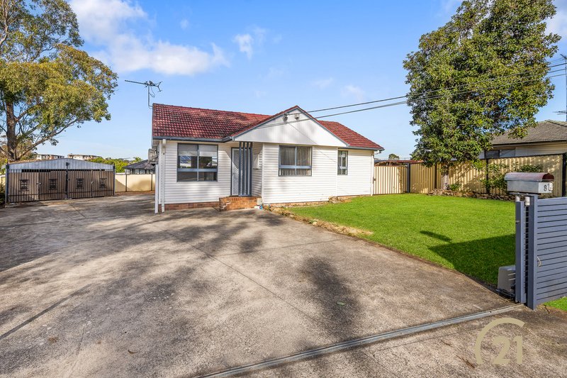 Photo - 8 De Witt Place, Fairfield West NSW 2165 - Image