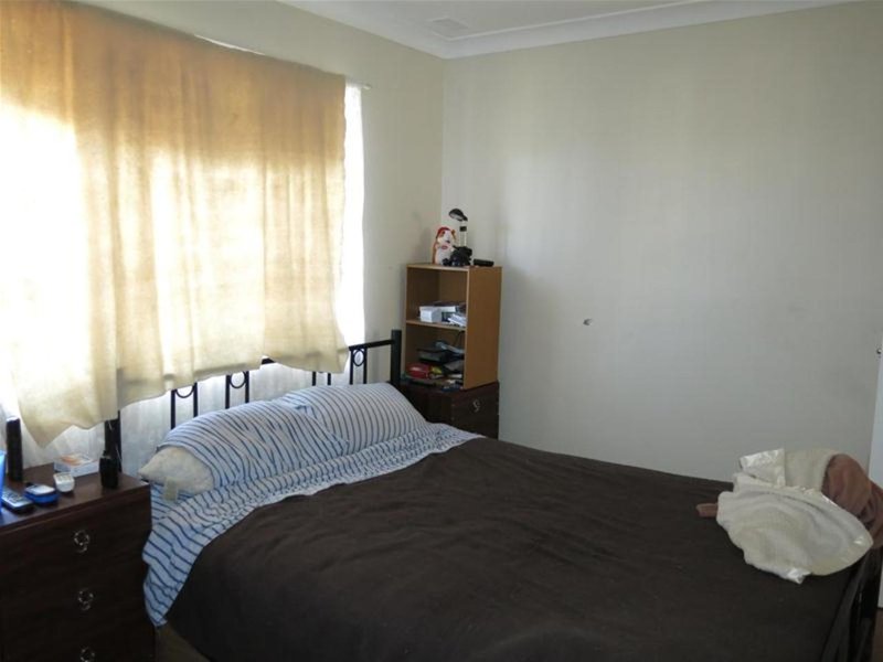 Photo - 8 Deakin Crescent, Taree NSW 2430 - Image 4