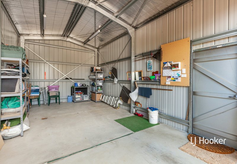 Photo - 8 Dean Drive, Broadford VIC 3658 - Image 9