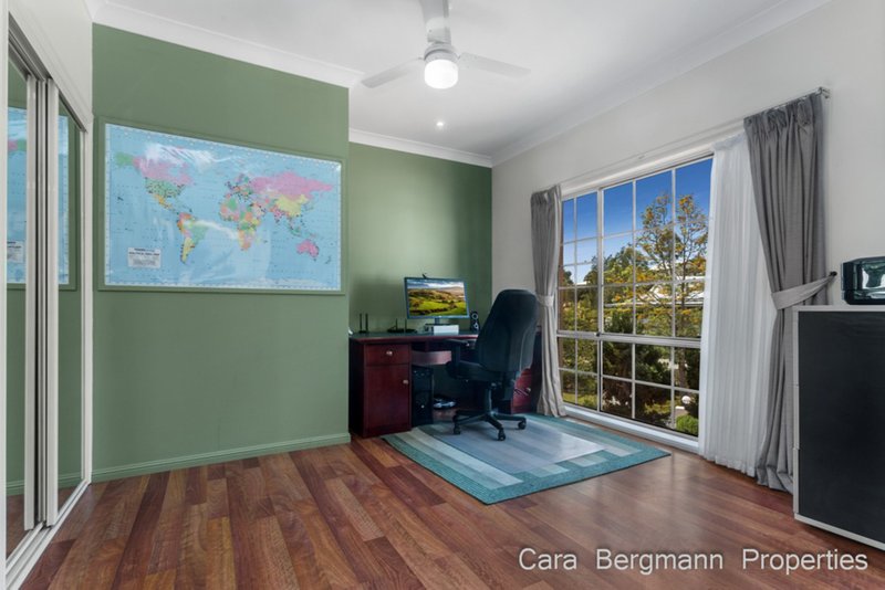 Photo - 8 Dellwood Court, Ferny Hills QLD 4055 - Image 11