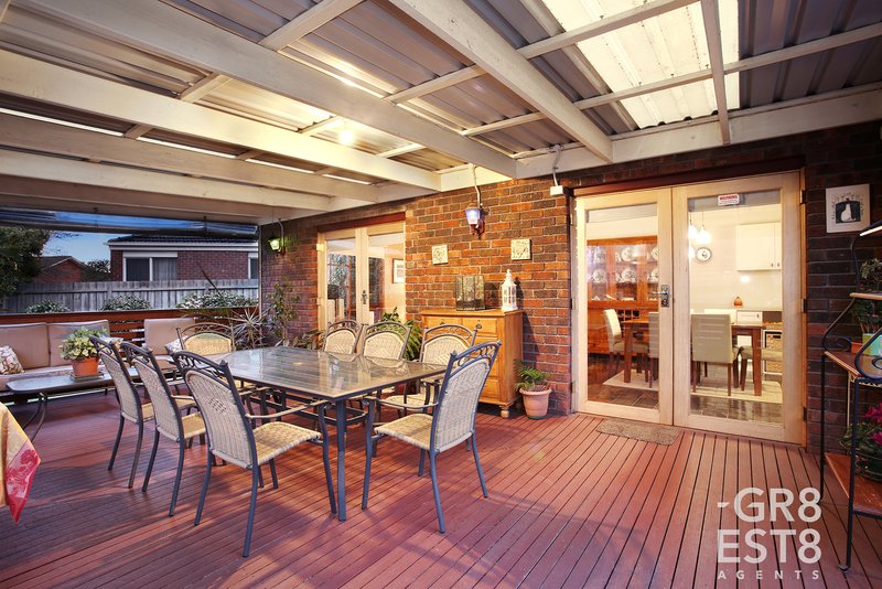 Photo - 8 Delmont Court, Endeavour Hills VIC 3802 - Image 17