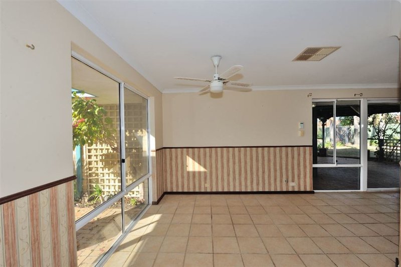 Photo - 8 Delray Close, Warnbro WA 6169 - Image 5