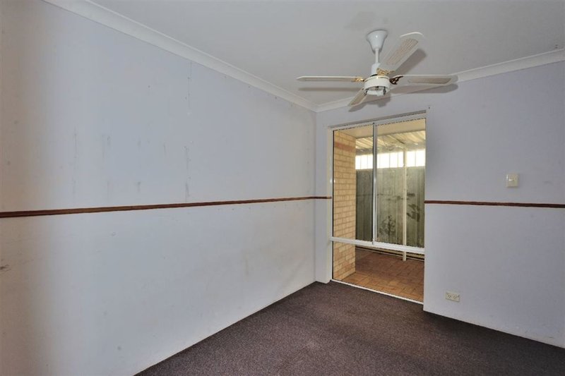 Photo - 8 Delray Close, Warnbro WA 6169 - Image 14