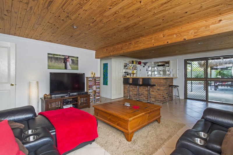 Photo - 8 Dendron Street, Shailer Park QLD 4128 - Image 11