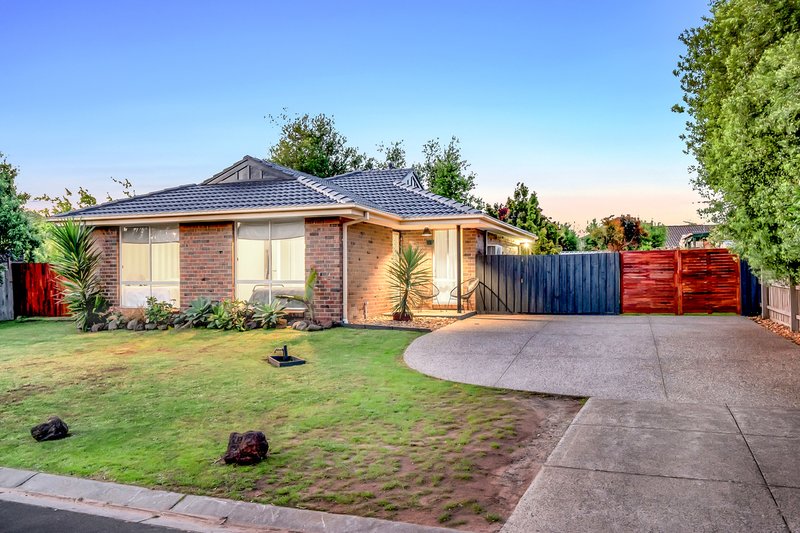 8 Dendy Court, Roxburgh Park VIC 3064