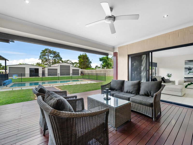 Photo - 8 Denis Street, Murrumba Downs QLD 4503 - Image 11