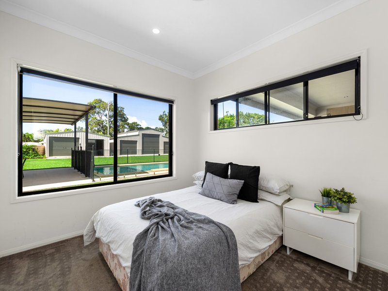 Photo - 8 Denis Street, Murrumba Downs QLD 4503 - Image 21