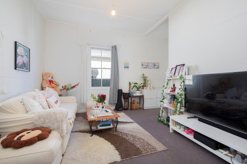 Photo - 8 Denison Street, Mayfield NSW 2304 - Image 3