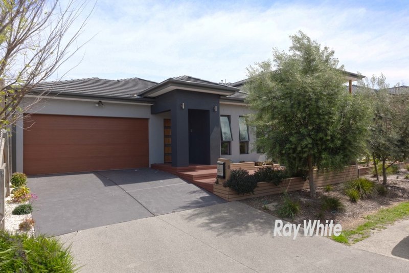 8 Desa Terrace, Dandenong VIC 3175