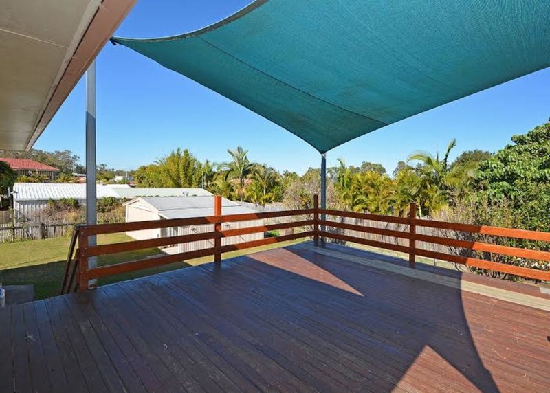 Photo - 8 Desmond Drive, Toogoom QLD 4655 - Image 2