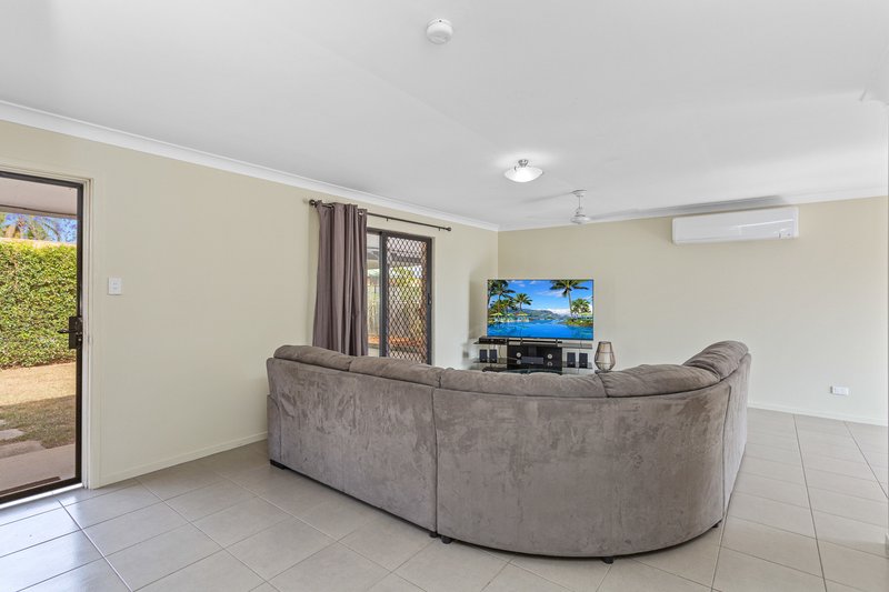 Photo - 8 Devine St , Marsden QLD 4132 - Image 5