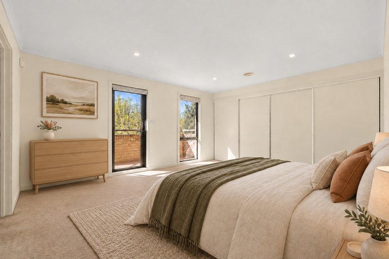 Photo - 8 Devlin Street, Gungahlin ACT 2912 - Image 5