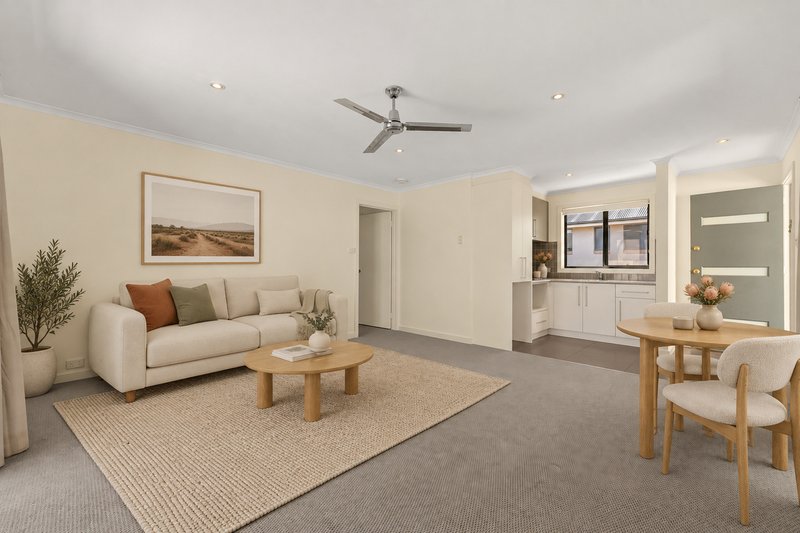 Photo - 8 Devlin Street, Gungahlin ACT 2912 - Image 13