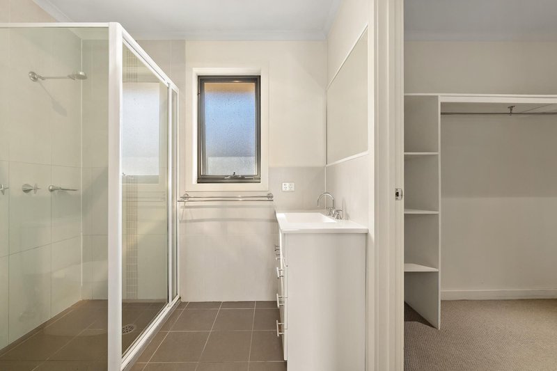 Photo - 8 Devlin Street, Gungahlin ACT 2912 - Image 14