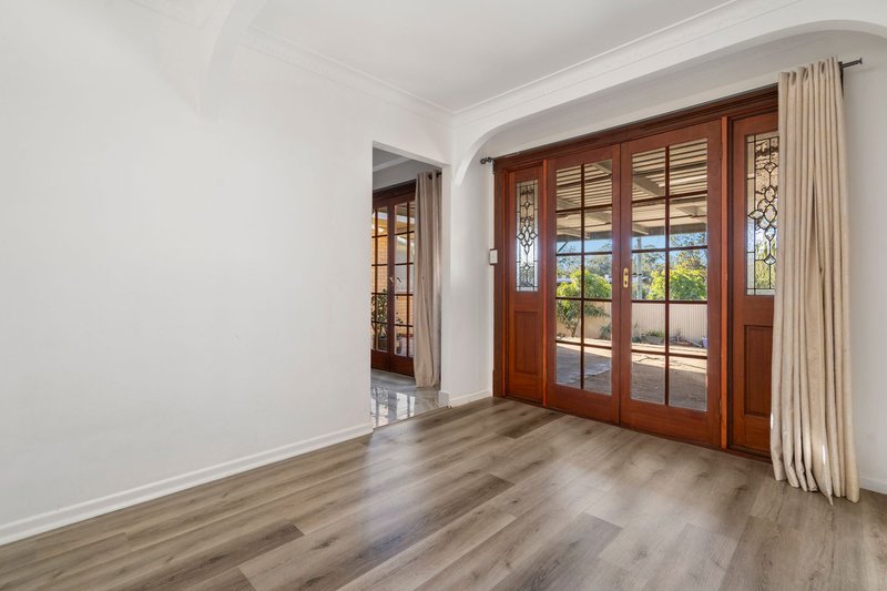 Photo - 8 Devonhill Street, The Gap QLD 4061 - Image 16