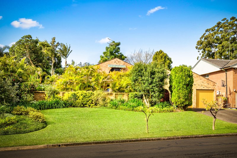 Photo - 8 Dewhurst Avenue, Castle Hill NSW 2154 - Image 2