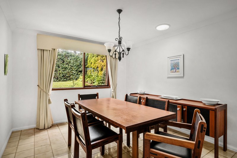 Photo - 8 Dewhurst Avenue, Castle Hill NSW 2154 - Image 9