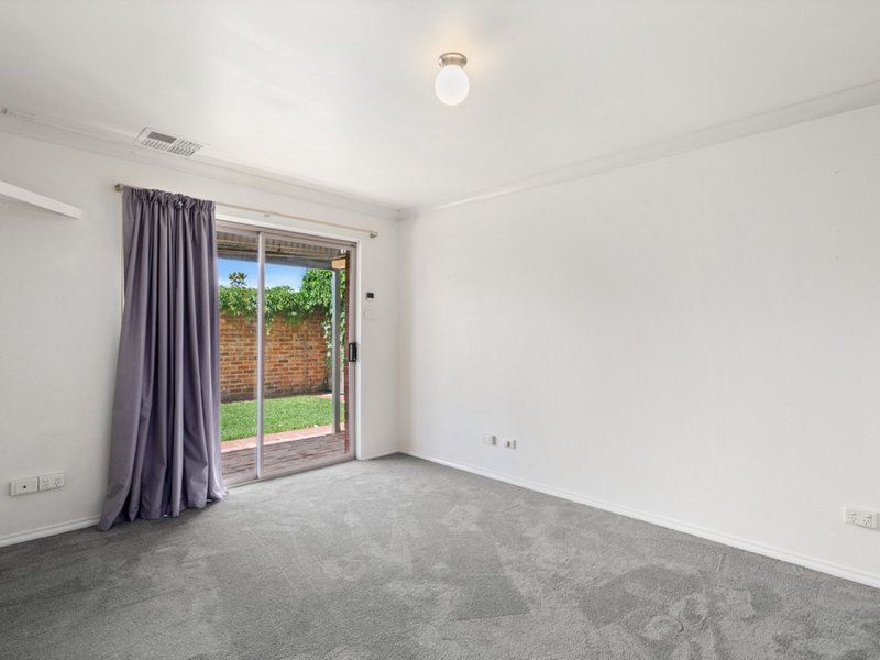 Photo - 8 Dick Street, Wodonga VIC 3690 - Image 6