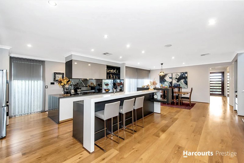 Photo - 8 Didcot Street, Southern River WA 6110 - Image 4