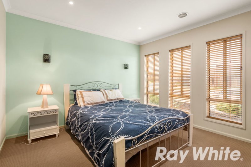 Photo - 8 Dilwynia Avenue, Doreen VIC 3754 - Image 6