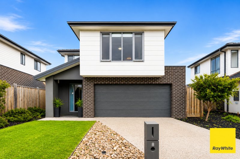 Photo - 8 Dingo Street, Point Cook VIC 3030 - Image 1