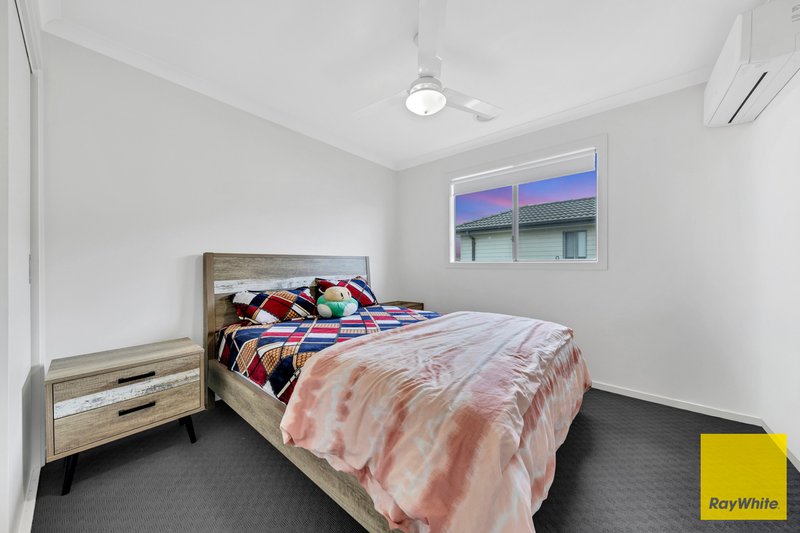 Photo - 8 Dingo Street, Point Cook VIC 3030 - Image 6